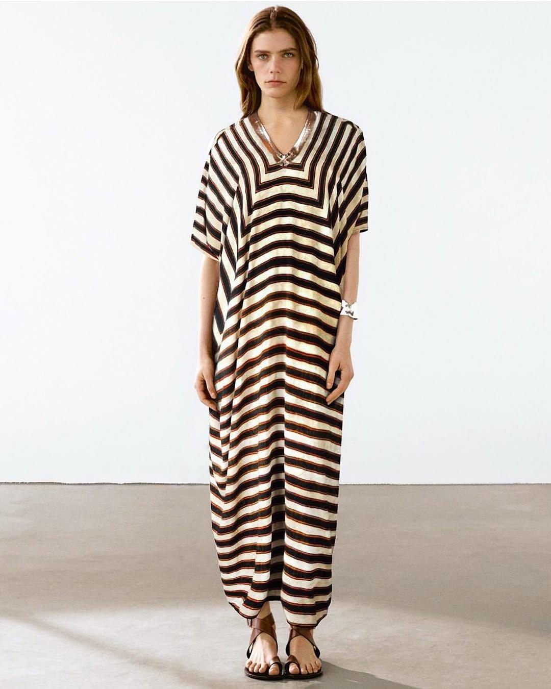 Stilvolles geometrisches kleid